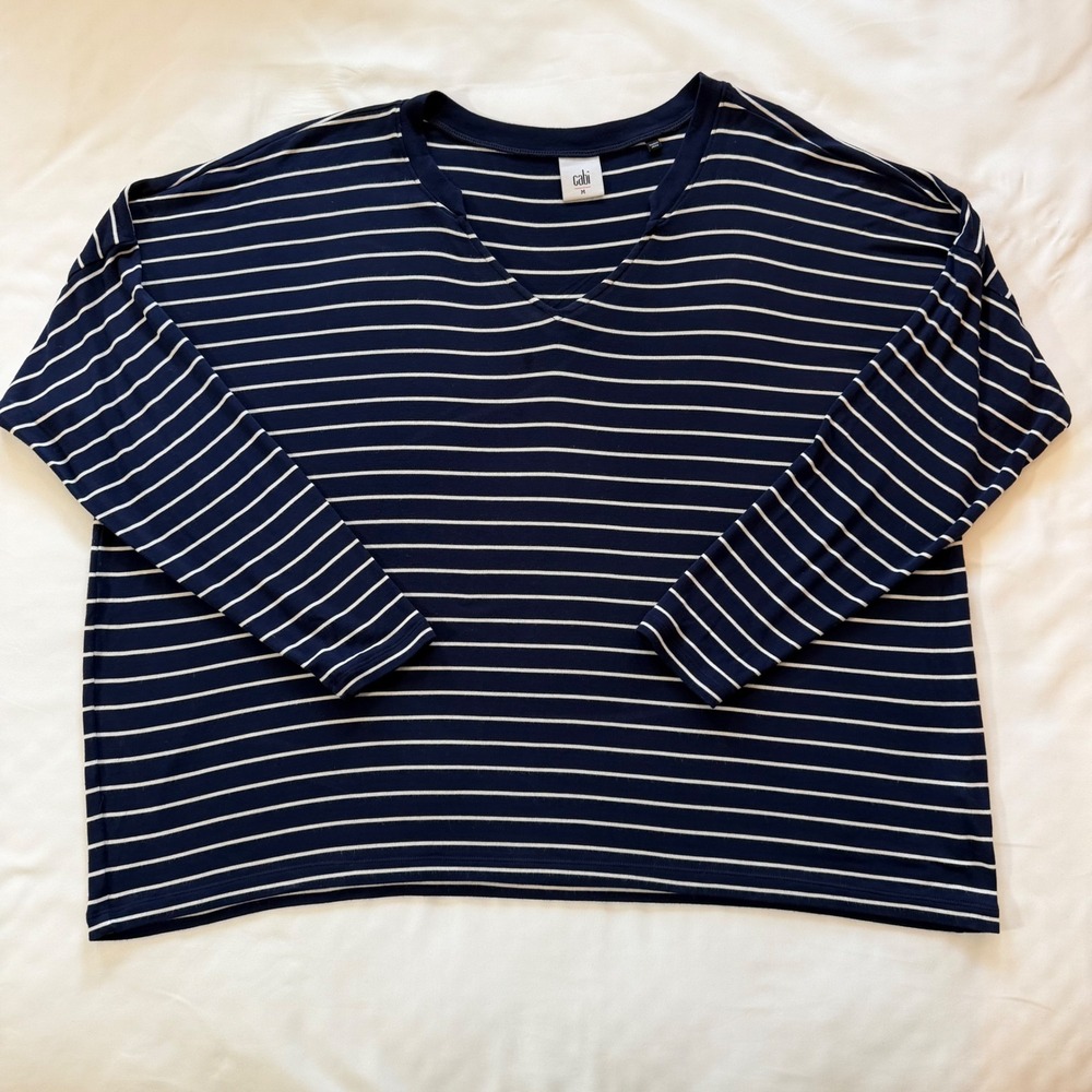 Striped V-Neck Knit Top Cabi Ahoy Navy White 5556 Boxy Medium Preppy Minimalist